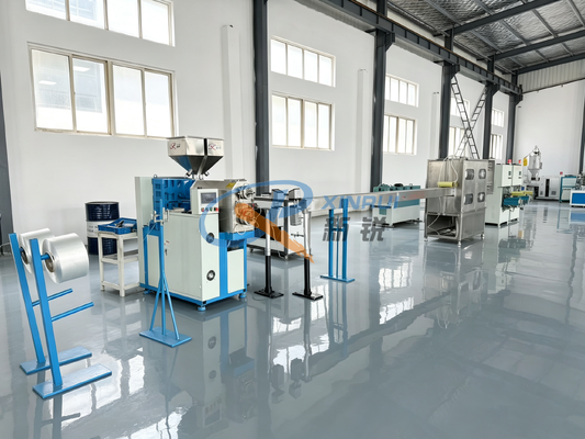 Ποιότητα  Single Double Color High Speed PVC Coating Yarn Polyester Yarn Making Machine For Curtain εργοστάσιο