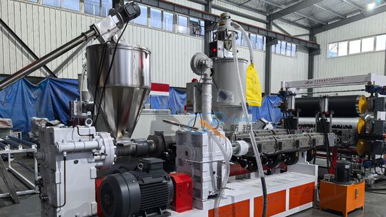 Μηχανή Παραγωγής Φύλλων Διαμόρφωσης κενού για Πατάκια Αυτοκινήτου από TPE TPV TPR 1400-1800mm