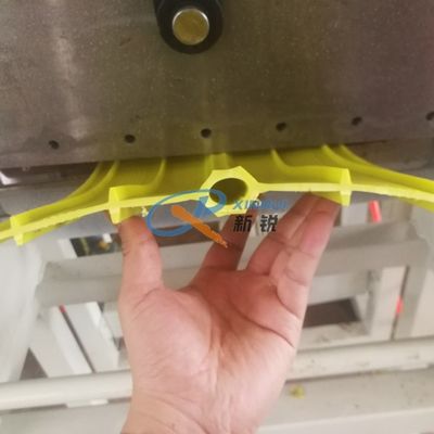 Μαλακό σφραγίζοντας PVC Waterstops 200mm 0.5MPa που κατασκευάζει τη μηχανή